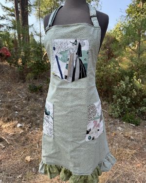 ©The Ghastly Garden Chefs Apron